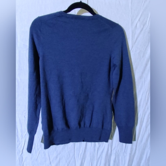 Banana Republic EUC Extra Fine Merino Wool Crew Blue Cardigan Sz M - Picture 4 of 7